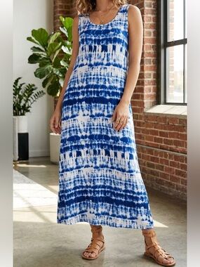 Boho Blue Tie-Dye Sleeveless Maxi Dress